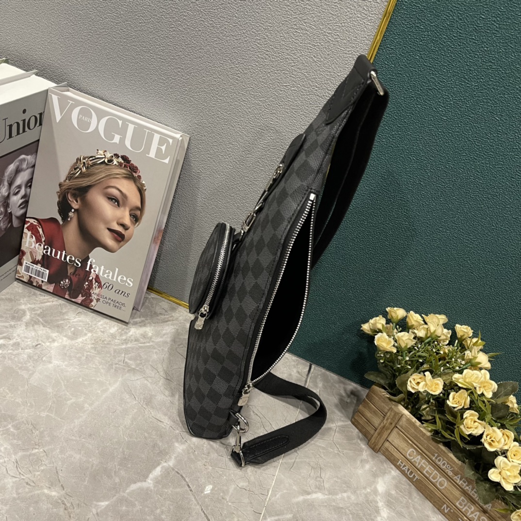 Louis Vuitton Duo Sling Bag Caro Black 42Cm M30936