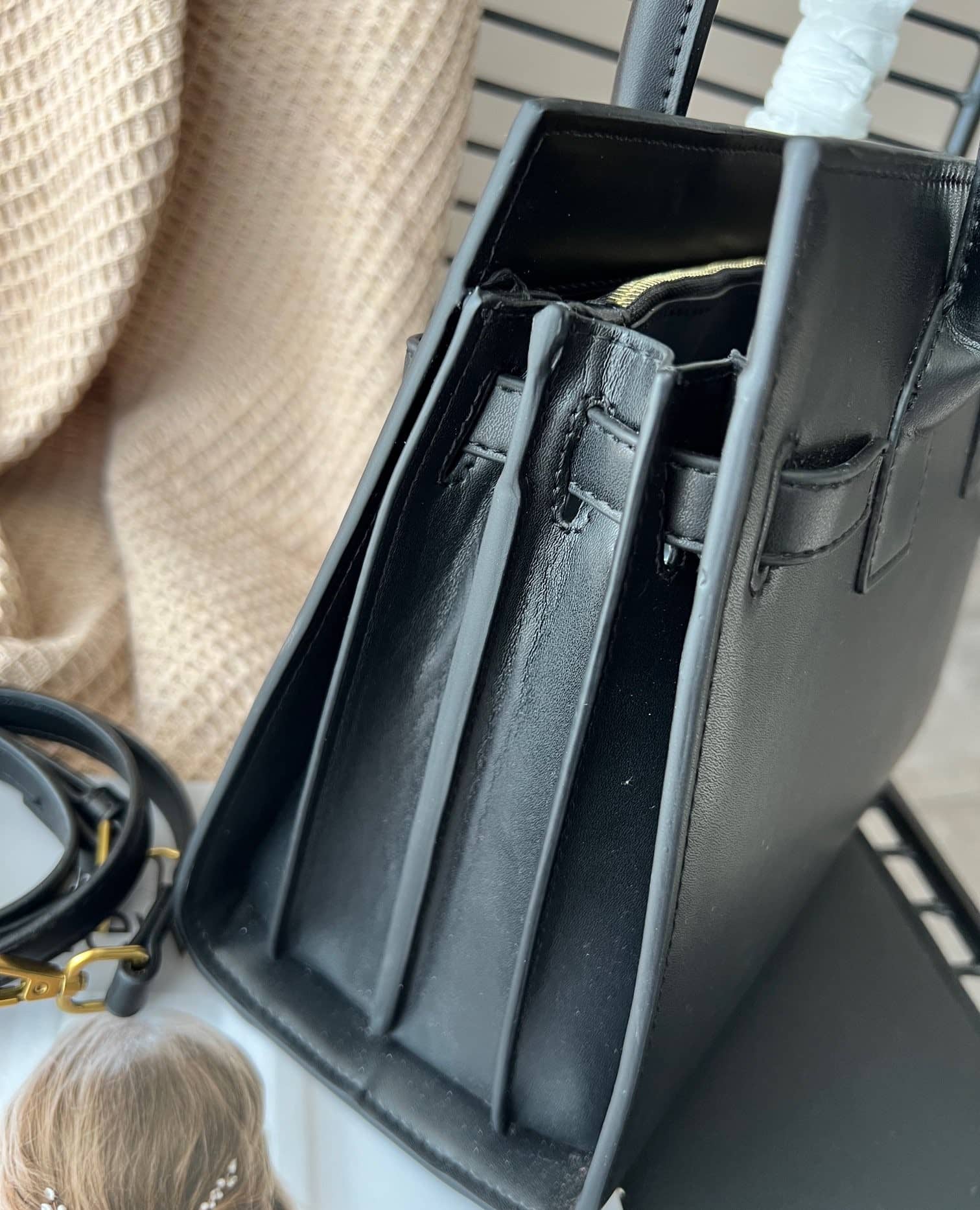 Saint Laurent Sac De Jour Supple Baby In Grained Leather 32Cm Black