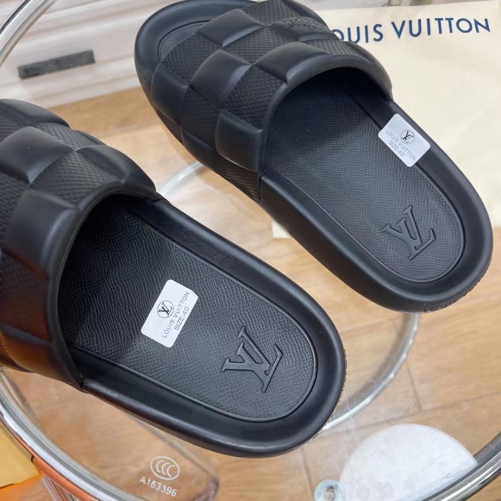 Louis Vuitton Waterfront Mule Maxi Damier Rubber Black