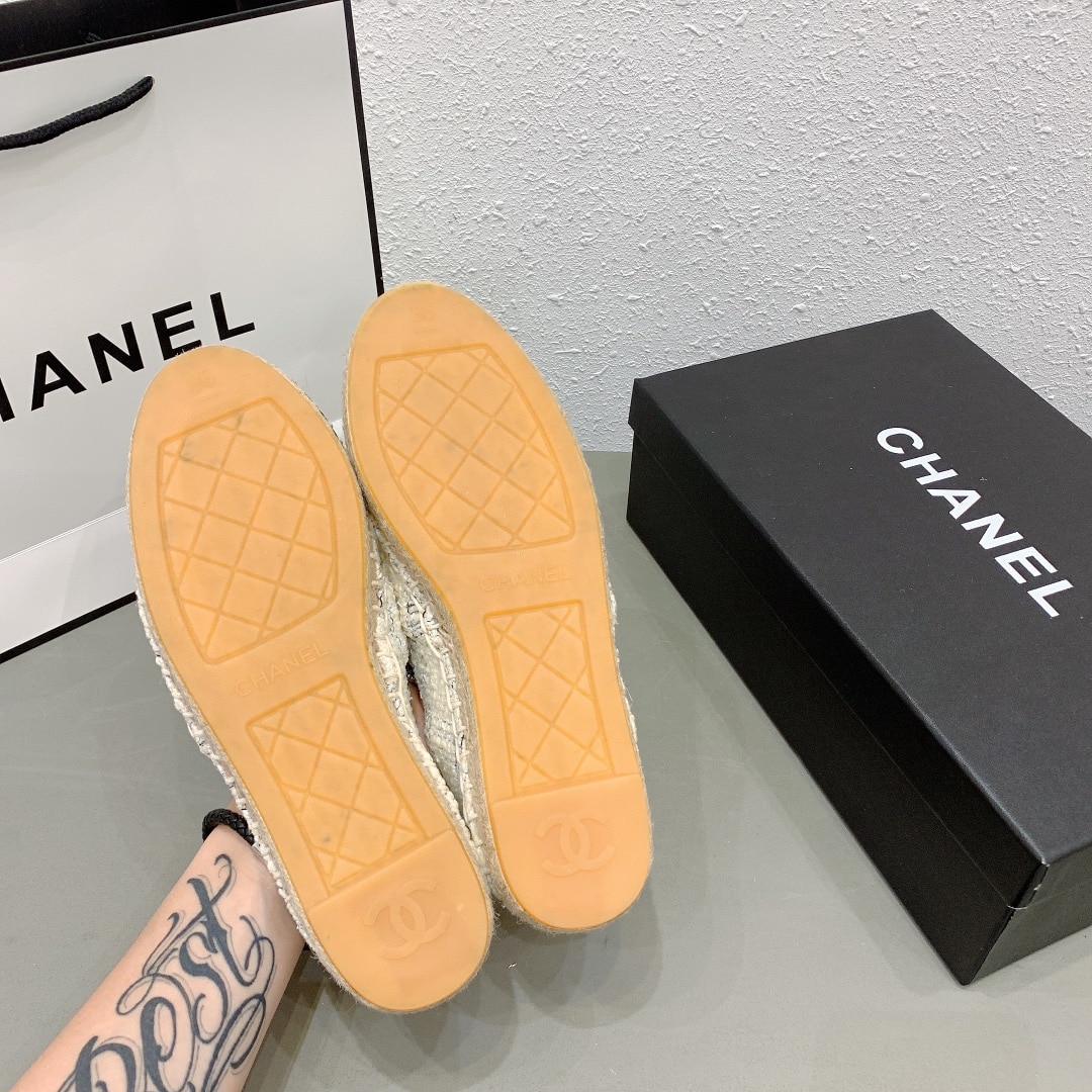 Chanel Tweed Cc Espadrilles Slip On White Blue Black