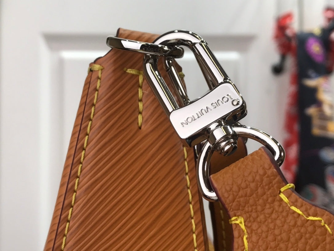 Louis Vuitton Marelle 25Cm Honey Gold