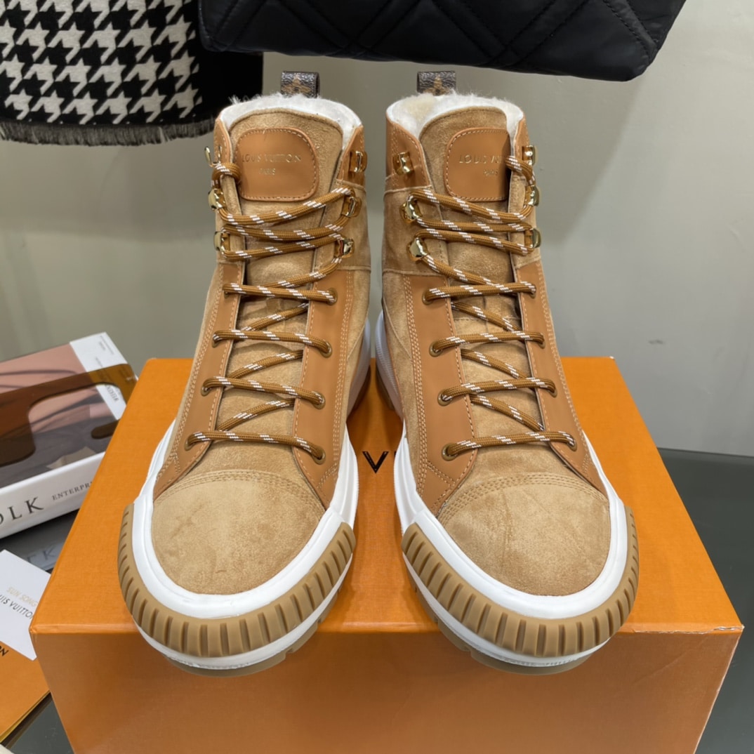 Louis Vuitton Squad Sneaker Boots Suede Brown