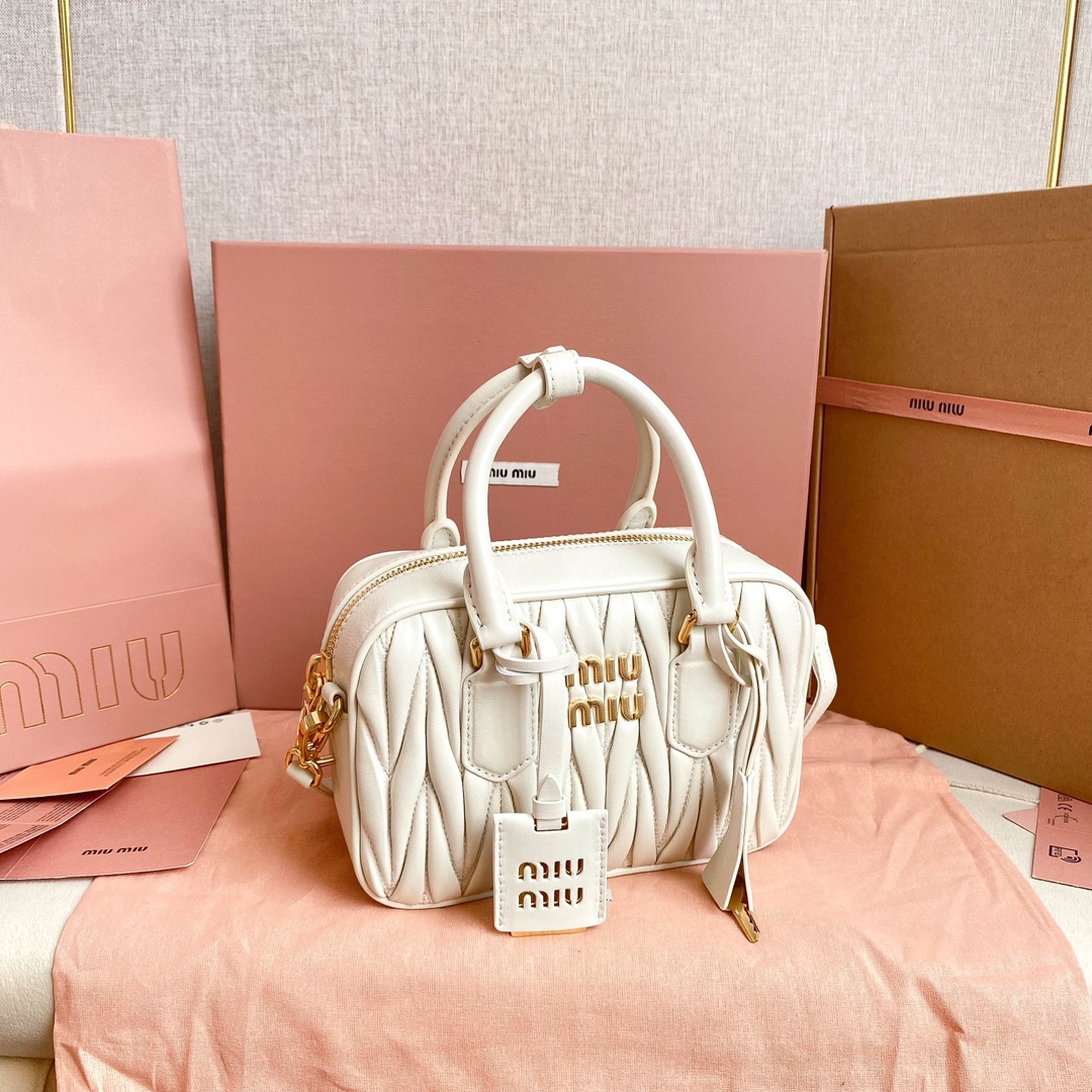 Miumiu-5BB123