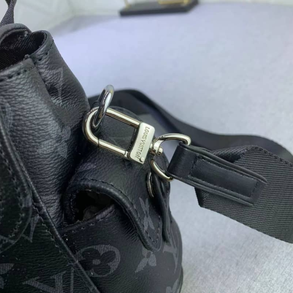 Louis Vuitton Nano Christopher 14Cm M82769