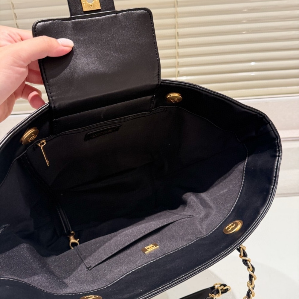 Chanel Maxi Flapbag Washed Denim And Gold Tone Metal Black 30Cm As5727 B22144 94305