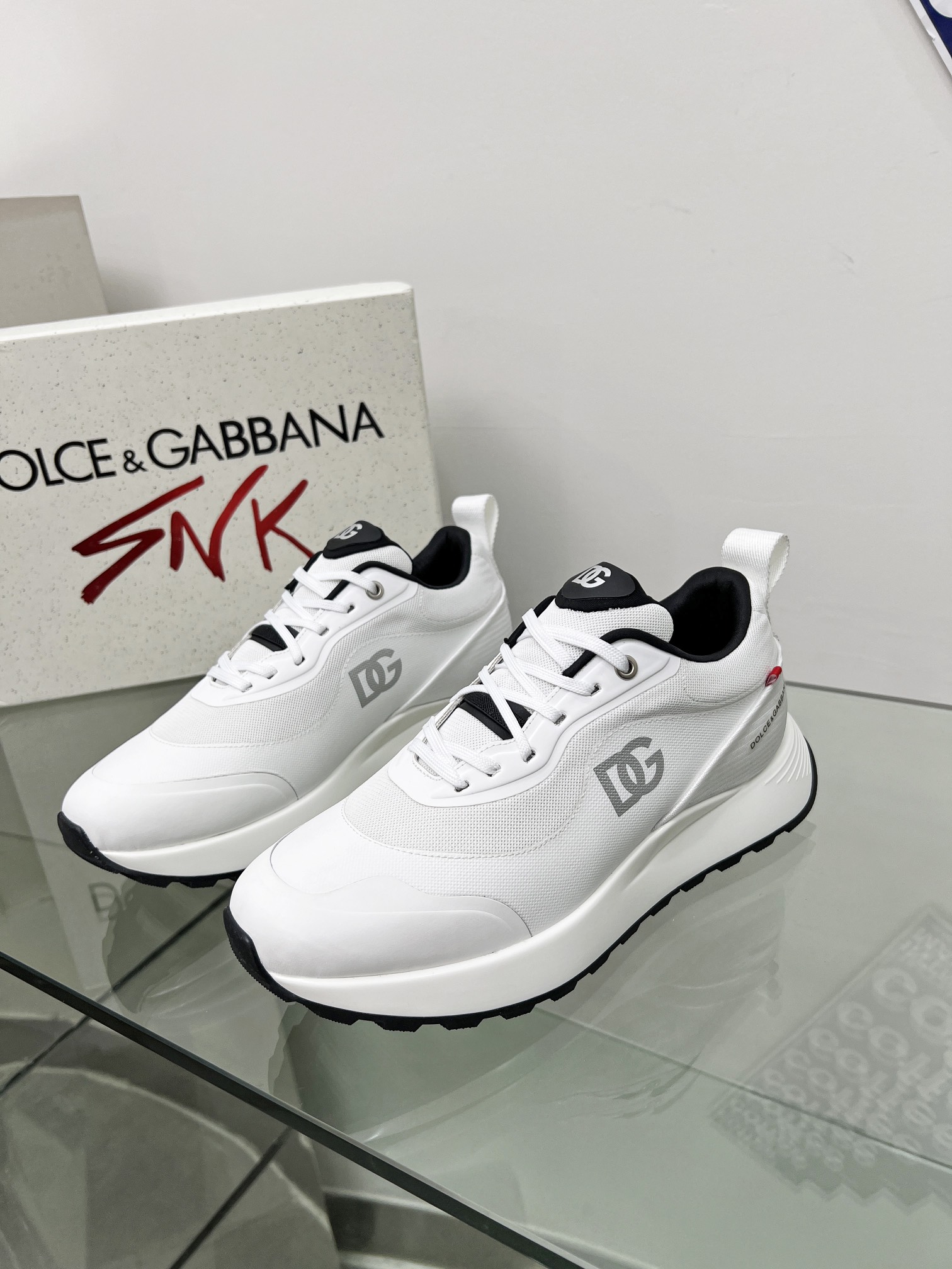 DOLCE & GABBANA Mixed-material sneakers