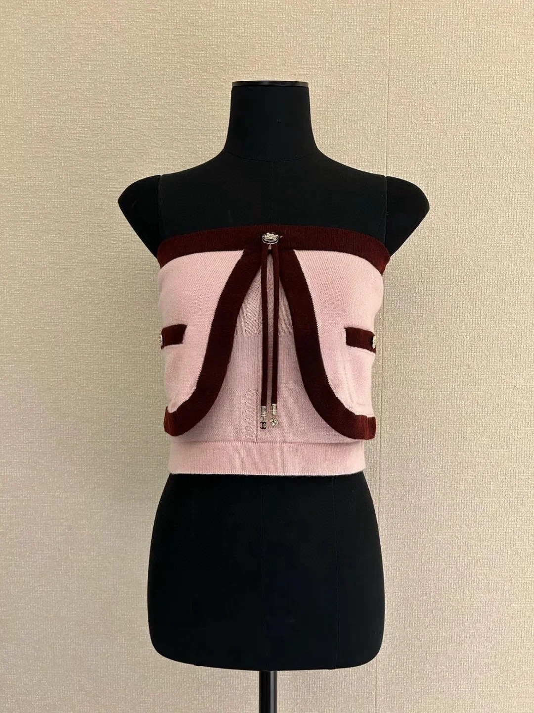 Chanel New Collection – Colorblock Knit Series
