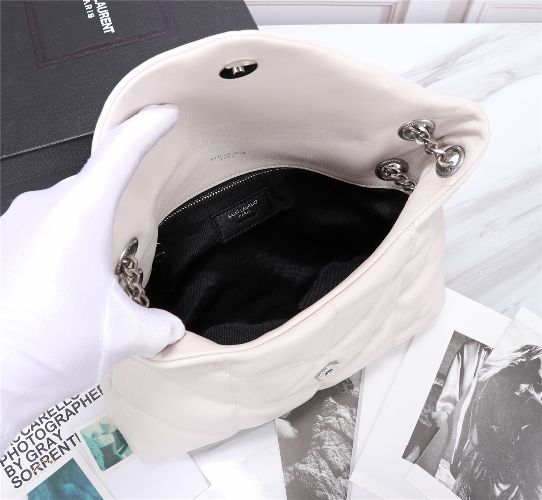 Saint Laurent Loulou Small Chain Bag In Matelasse Y White Silver 29Cm