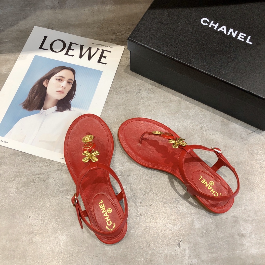 Chanel Camellia Thongs Sandals With Gold Leaf Clover Wine Red