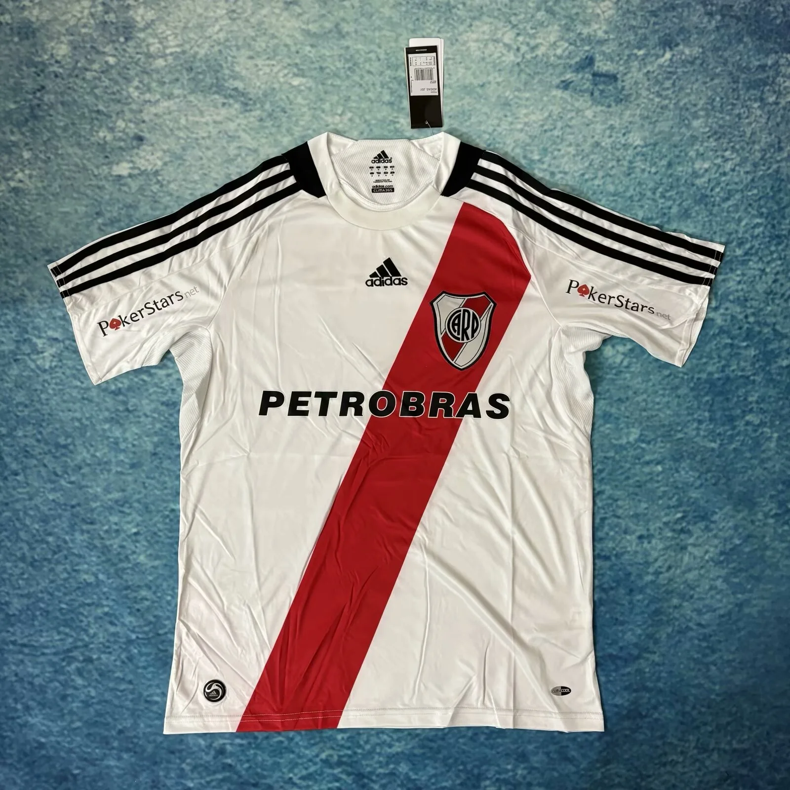 Retro 2010 River Plate Home football jersey