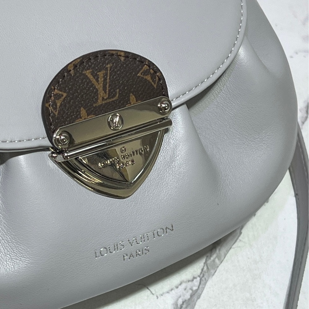 Louis Vuitton Sunset Vibe Lv Vibe Silver 27Cm