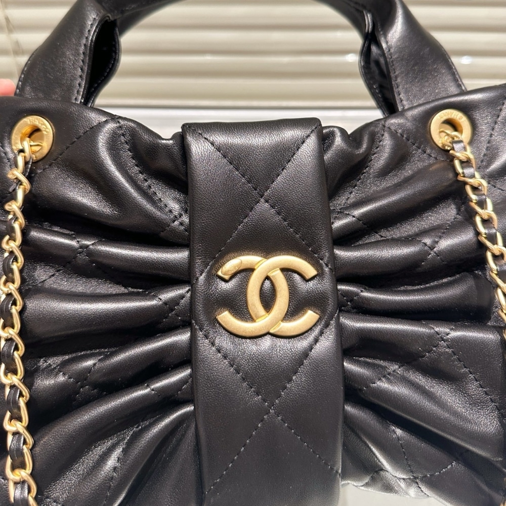 Chanel Maxi Bow Bag Shiny And Gold Tone Metal Black 51Cm