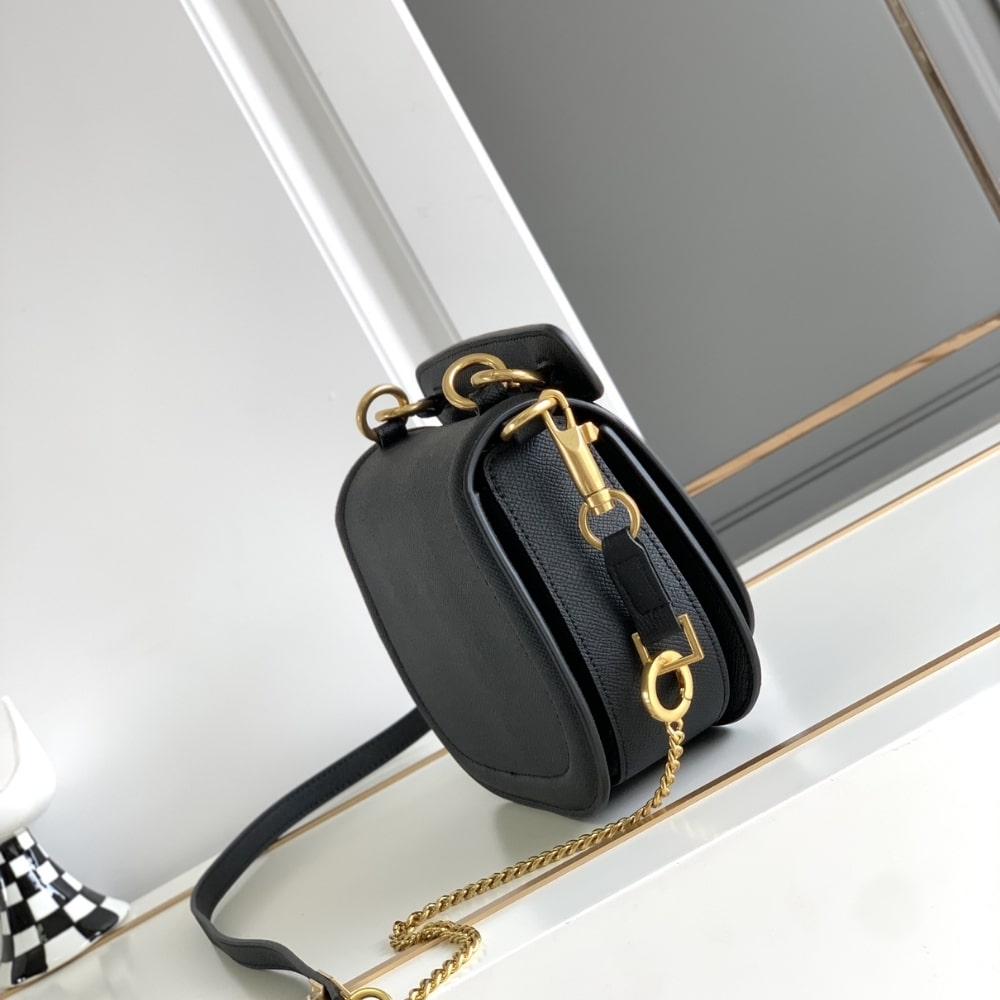 Valentino Vsling Bag In Grained Black 22Cm Wb0M28Djp0No
