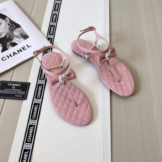 Chanel Pink Quilted Leather With White Camellia Cc Logo Bow Thong Sandals