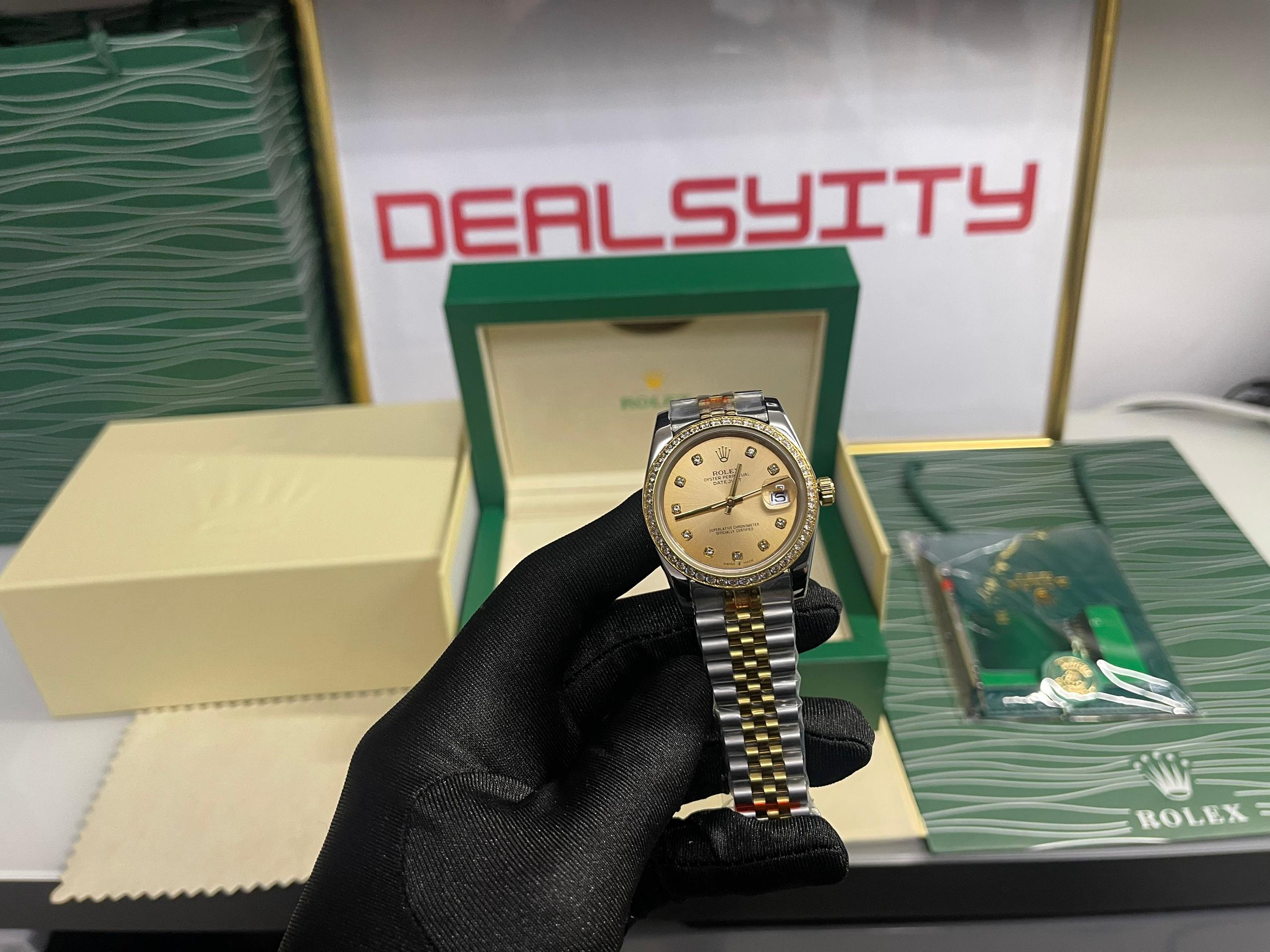 Rolex Datejust 36mm Champagne Dial 116243