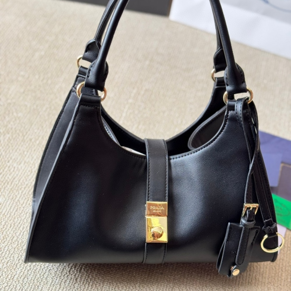 Prada Medium Leather Tote Bag Black 32Cm