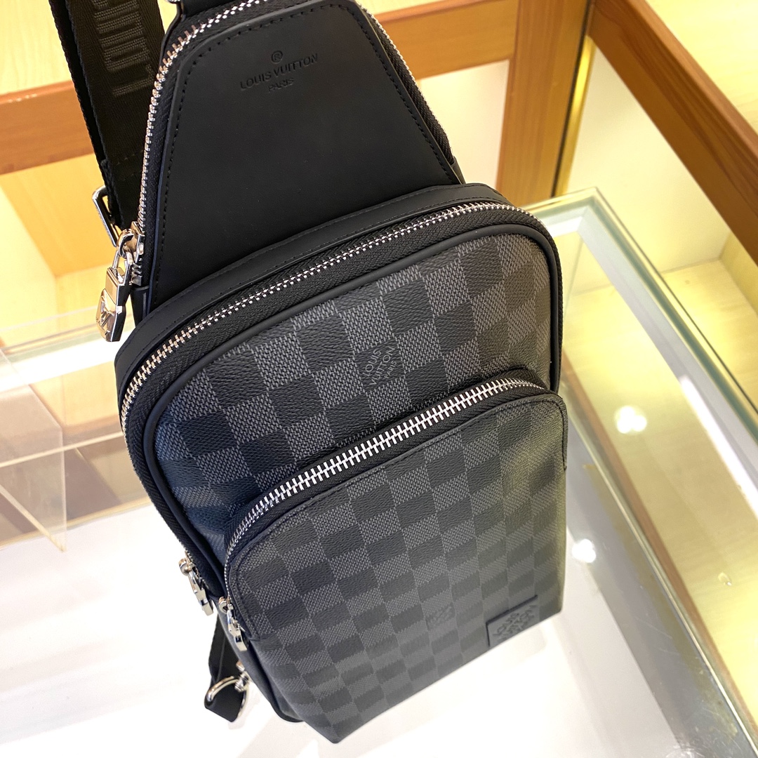 Louis Vuitton Avenue Nm Crossbody Bag Damier Black 31Cm N45302