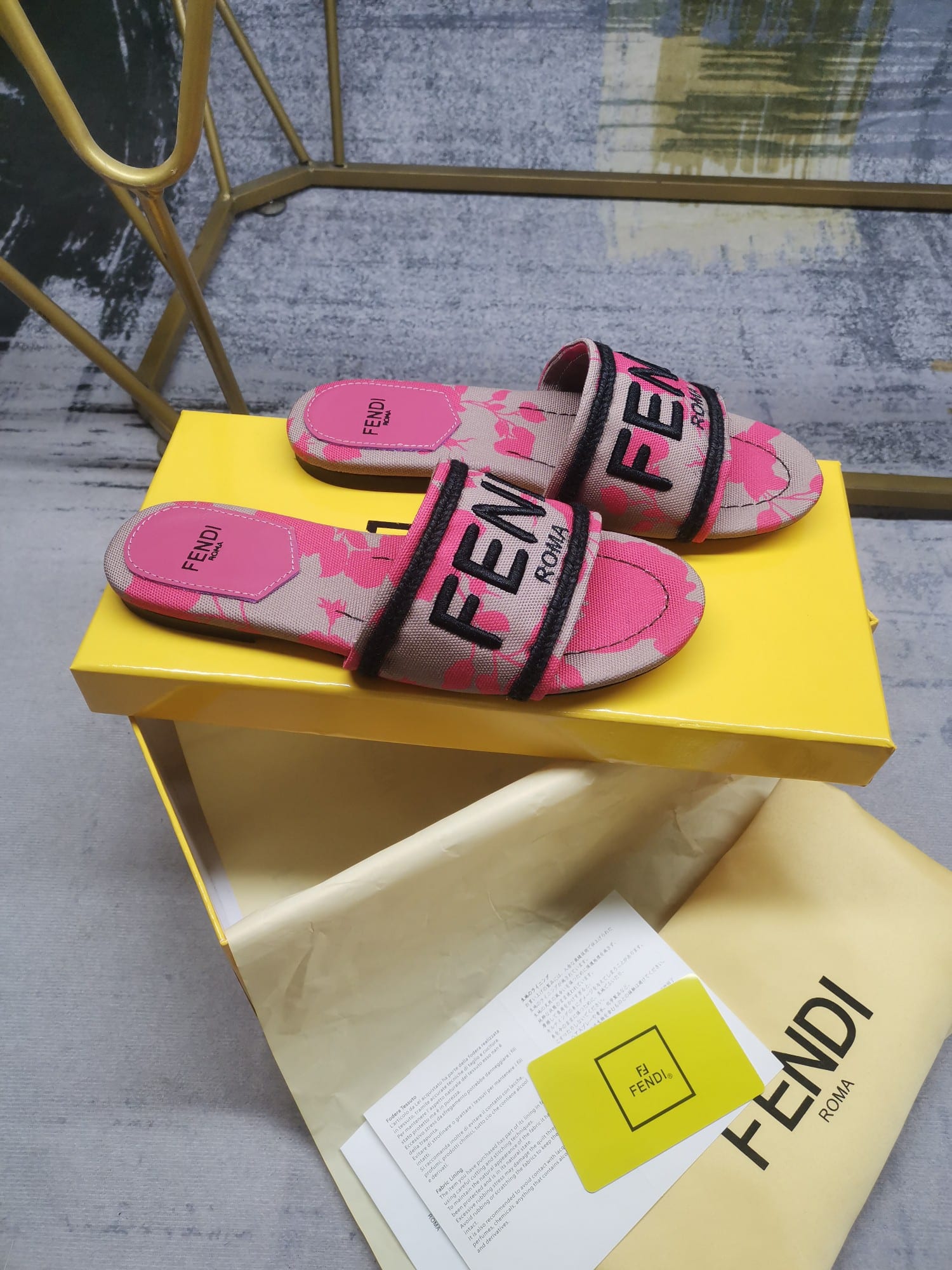 Fendi Signature Canvas Slides Pink 8R8092An7Mf1Kou