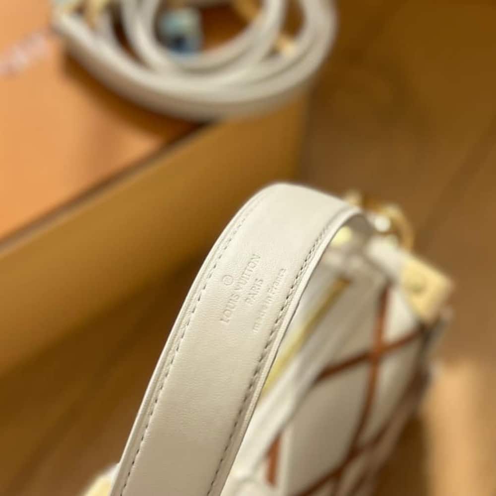 Louis Vuitton Side Trunk PM Crème Beige 19Cm M25216