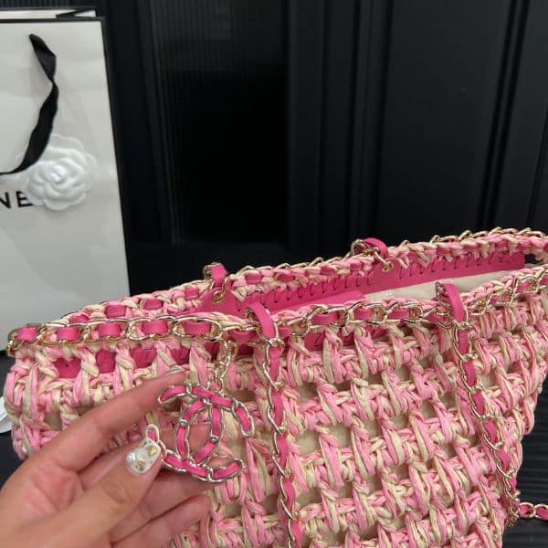 Chanel Straw Shoulder Bags Pink 27Cm
