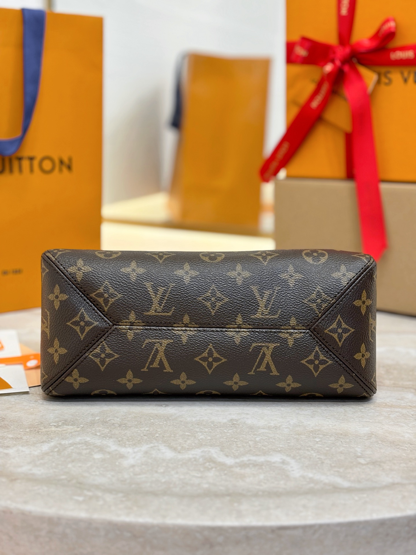 Louis Vuitton The Drop Pm Monogram Canvas M12940