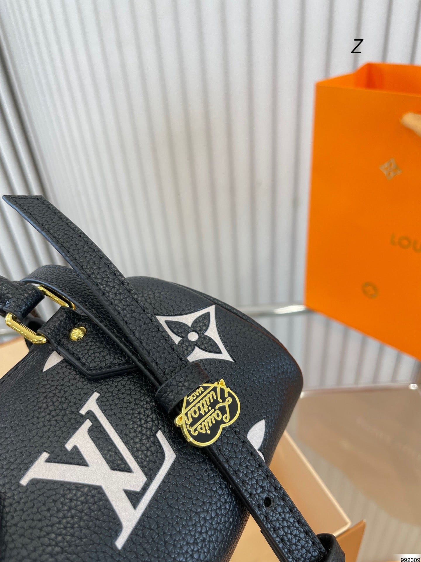 Louis Vuitton Nano Speedy Monogram Canvas Black 17Cm M81456