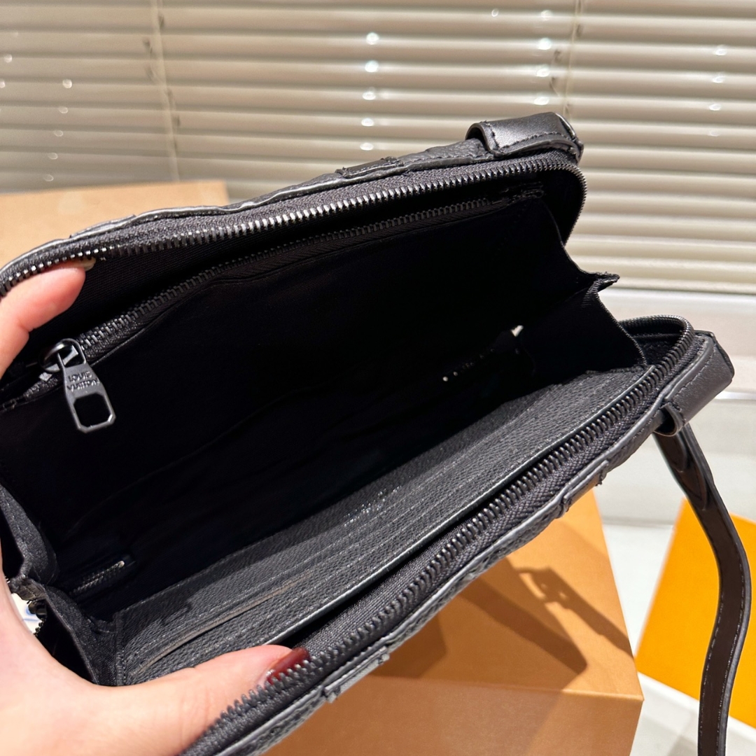 Louis Vuitton Soft Trunk Wallet Monogram Taurillon Leather Black 23Cm M80224