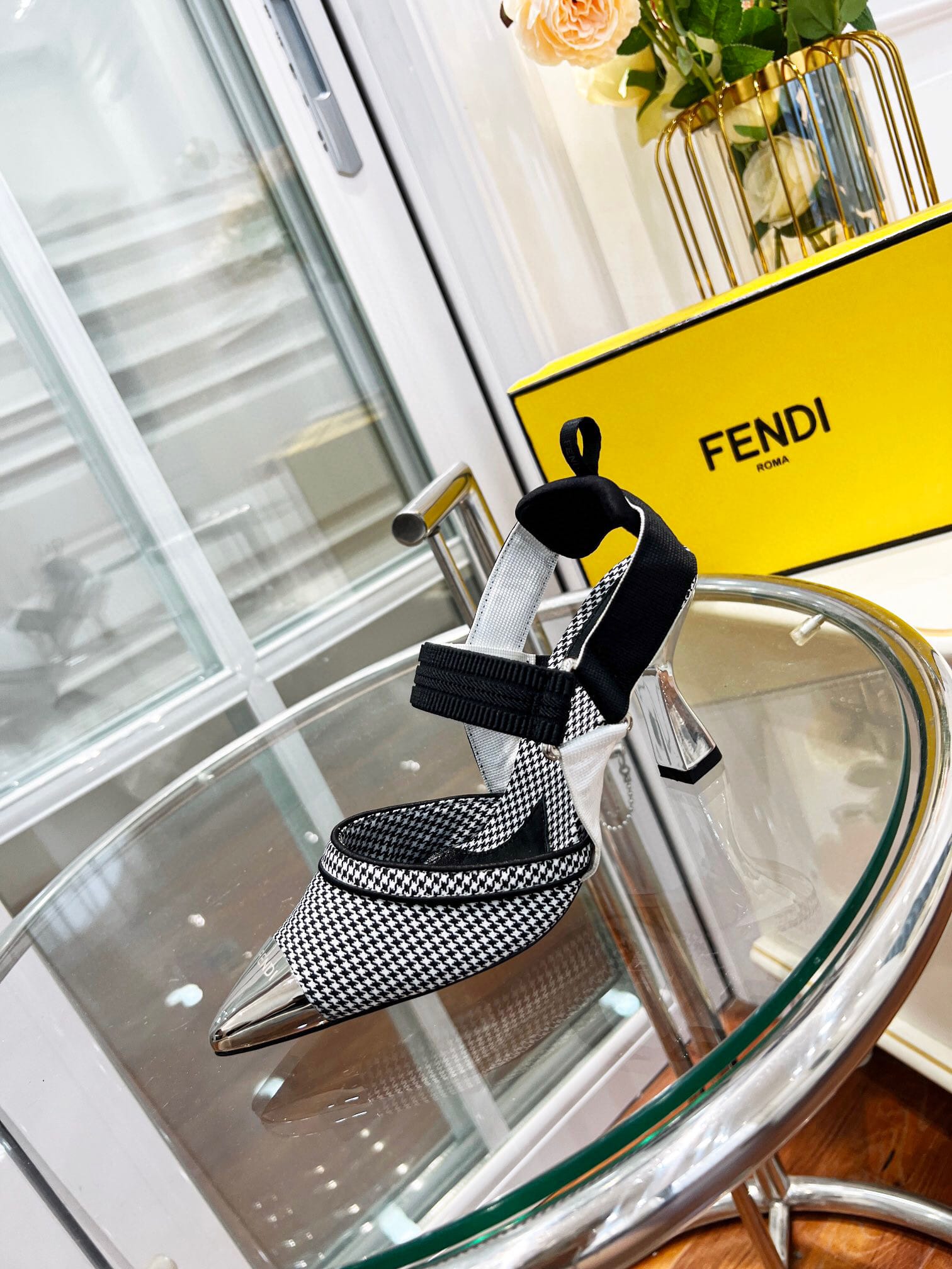 Fendi Colibri 85Mm Beaded Slingback Pumps Sliver Black