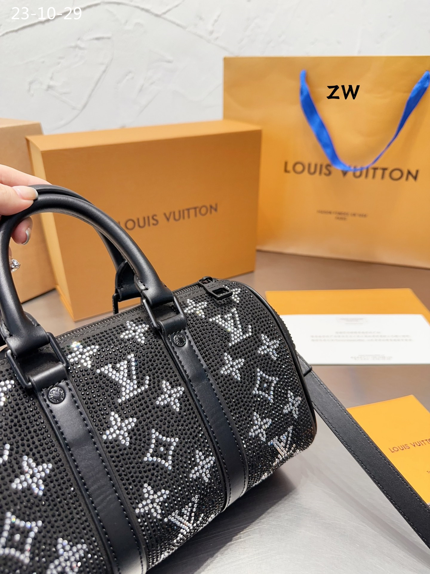 Louis Vuitton Crystal Keepall Bandouli Re 25 Black 25Cm