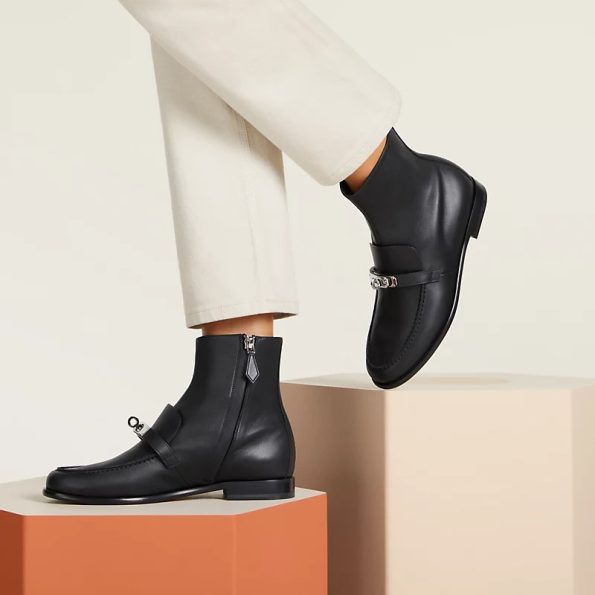 Hermes Kelsy Ankle Boot Noir