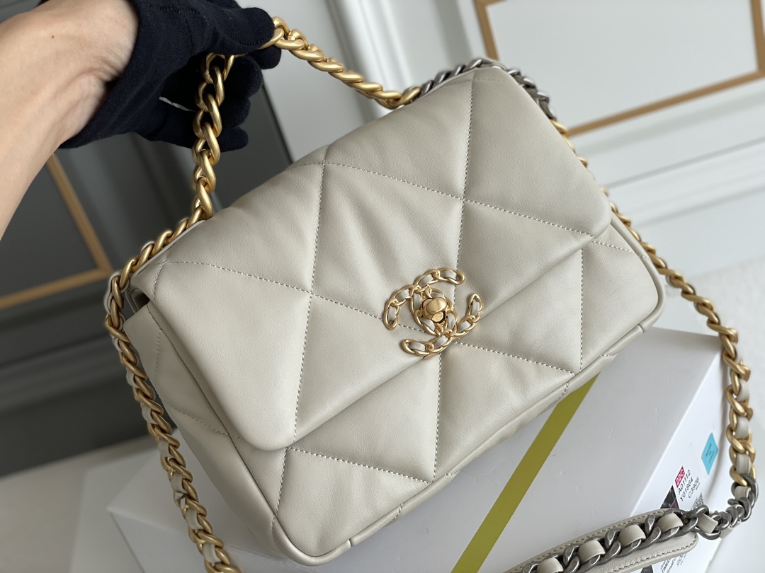 19 Handbag in Ivory Quilted Shiny Lambskin with Gold-Tone, Silver-Tone & Ruthenium-Finish Metal (Model AS1160)