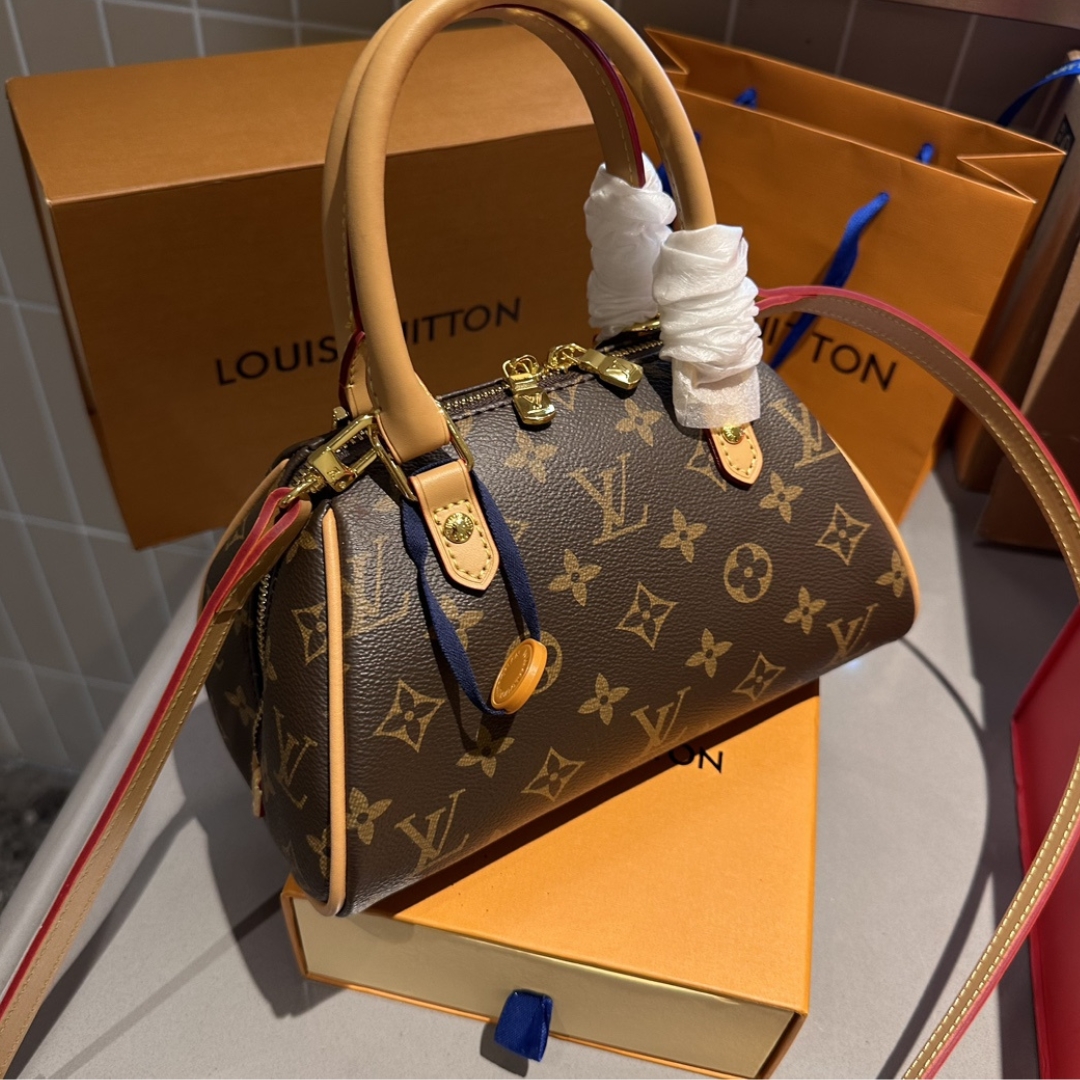 Louis Vuitton Tote Ribera Monogram 23Cm