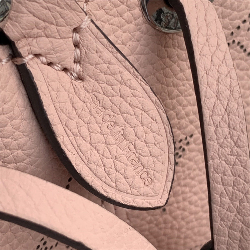 Louis Vuitton Bella 22Cm Magnolia Pink