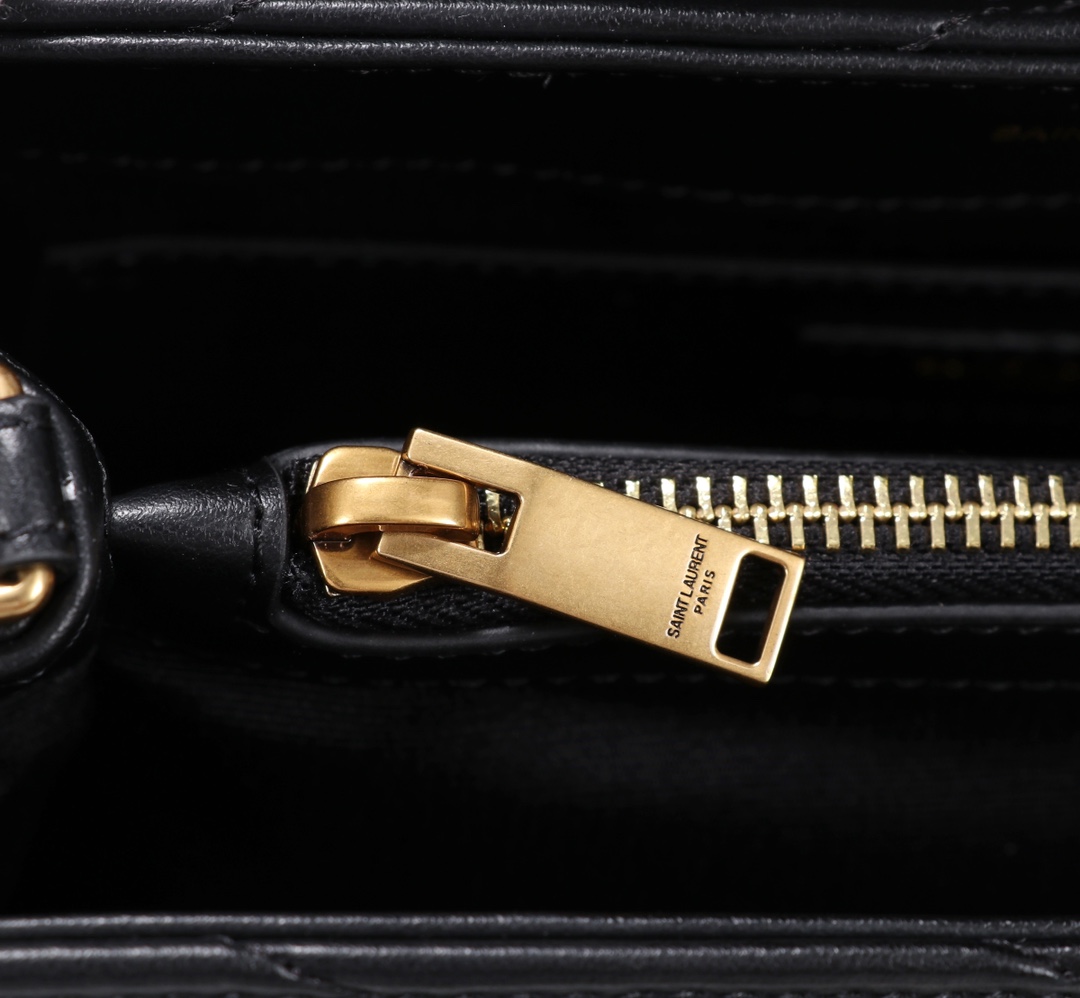 Saint Laurent Loulou Small Chain Bag In Matelassã‰ Y Black Gold 23Cm