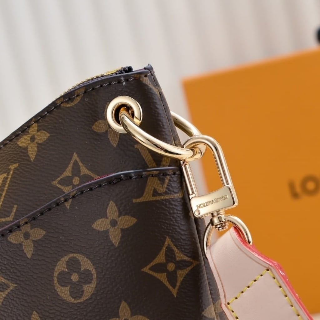 Louis Vuitton Odéon PM Monogram Canvas Beige 28cm