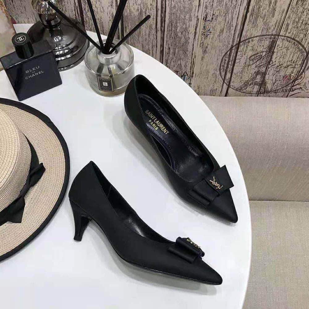 Saint Laurent Women’S Anais Bow Pumps In Black
