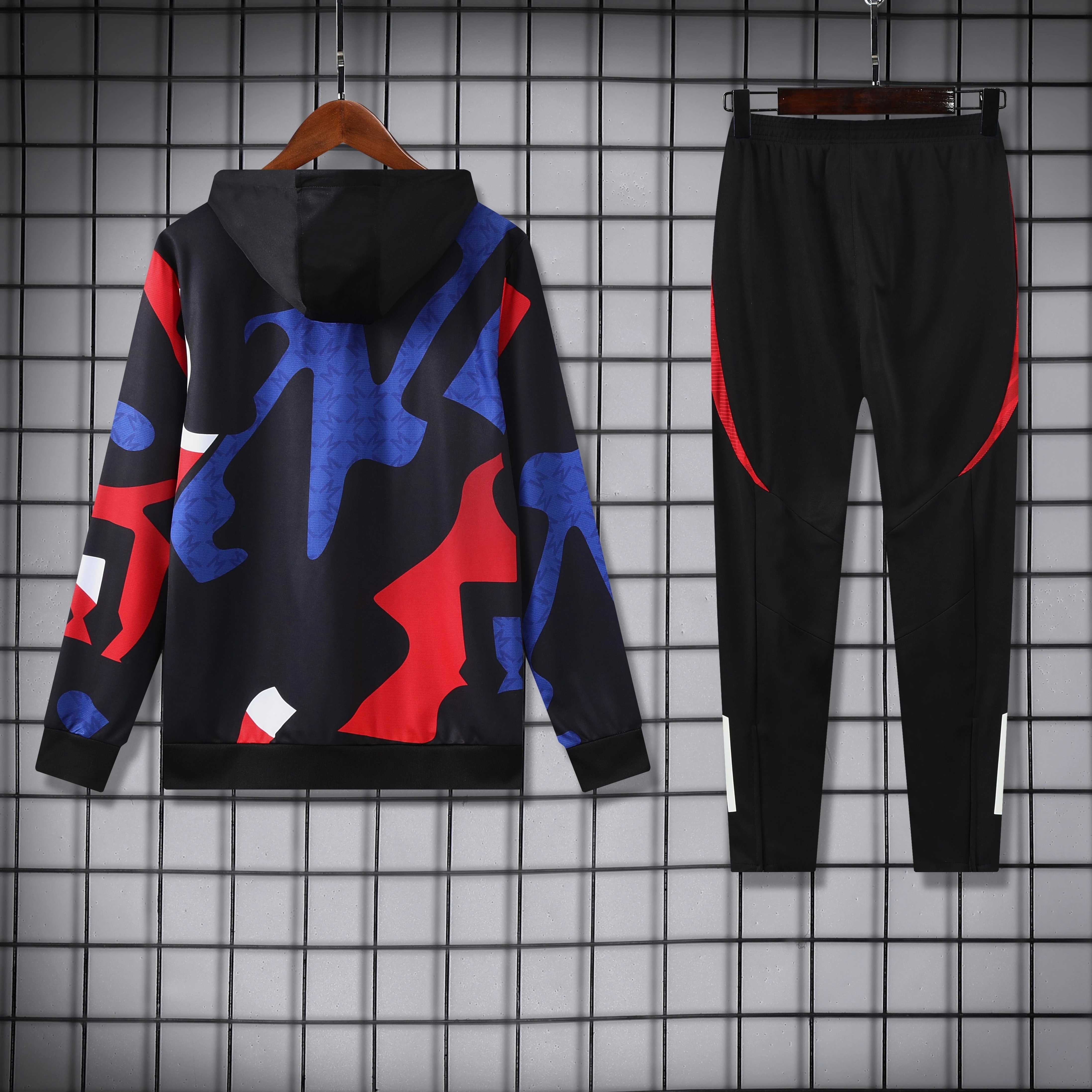 2025-2026 Manchester United hoodie kit for theseason