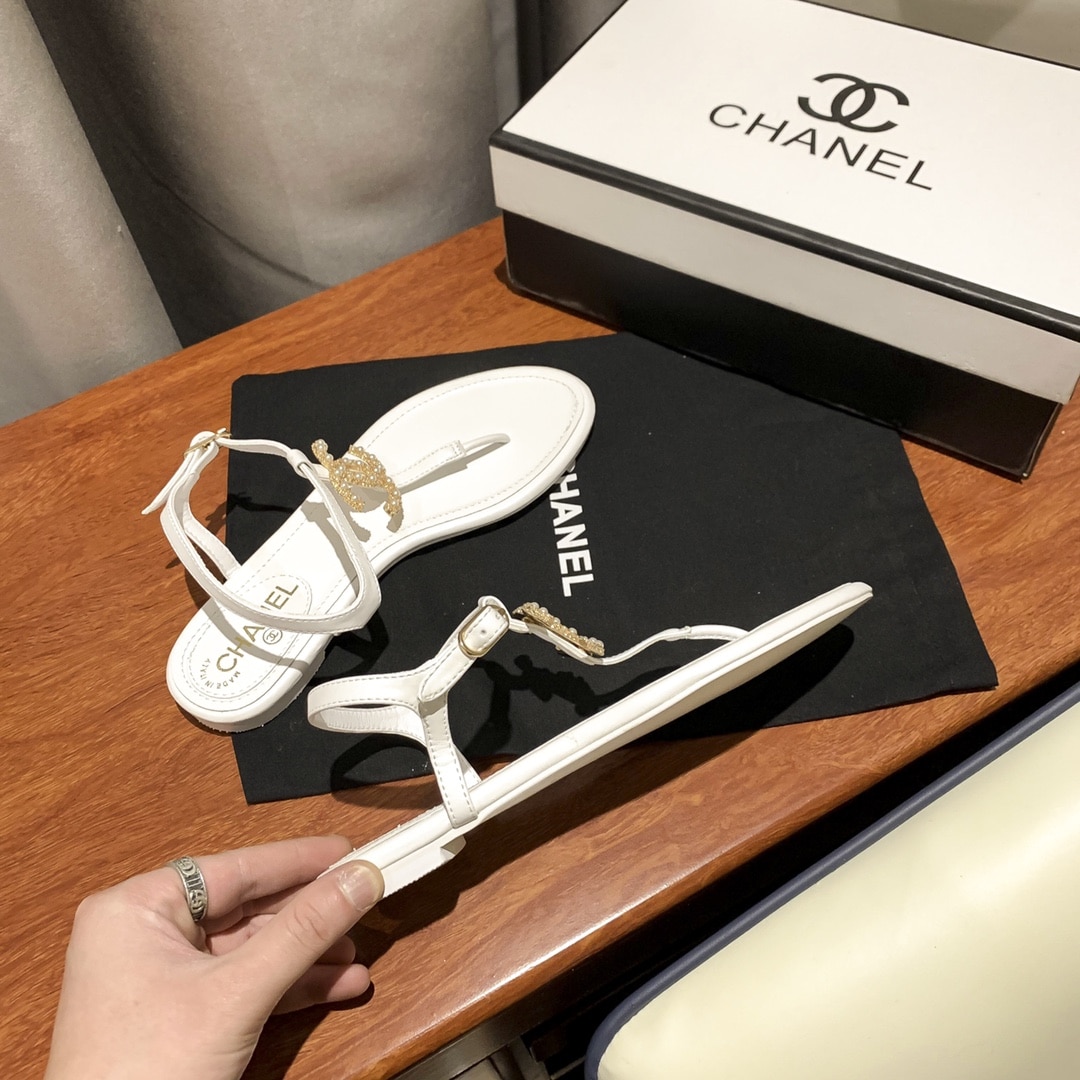 Chanel Gold Pearl Cc Logo Thong Sandals White
