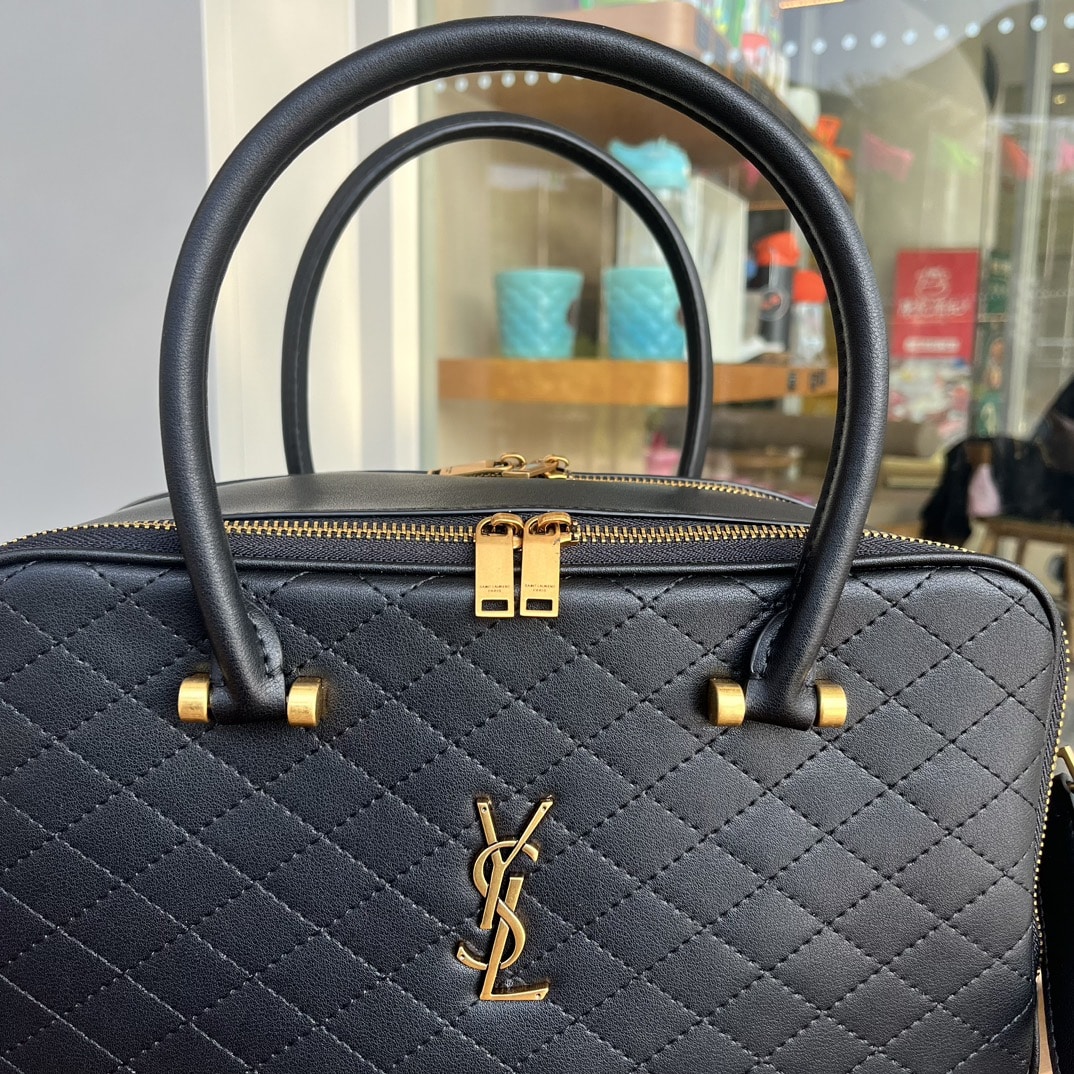 Saint Laurent Lyia Duffle In Quilted Black 31Cm