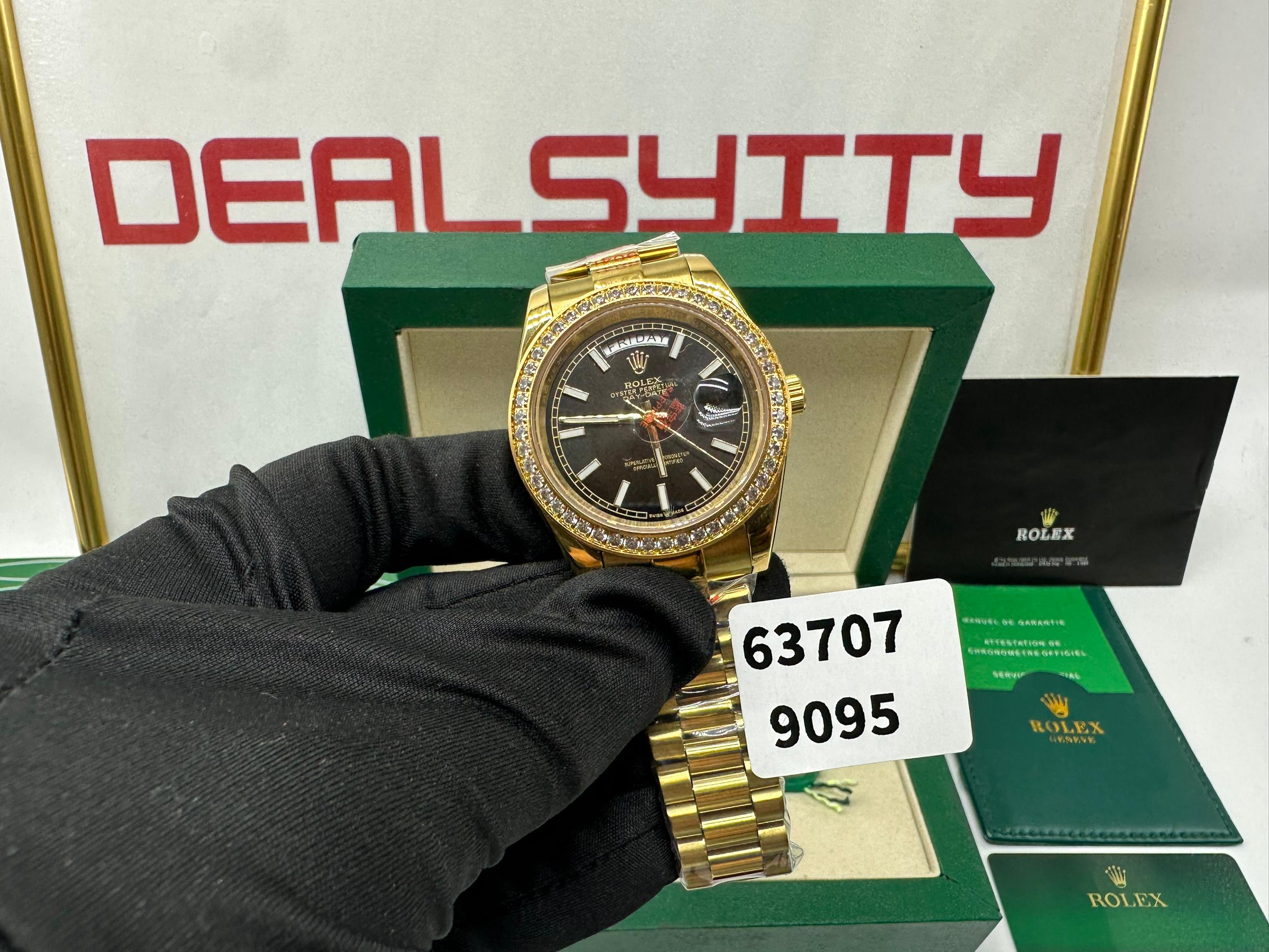 Rolex Day-Date 40 mm Bright black Dial 228348RBR