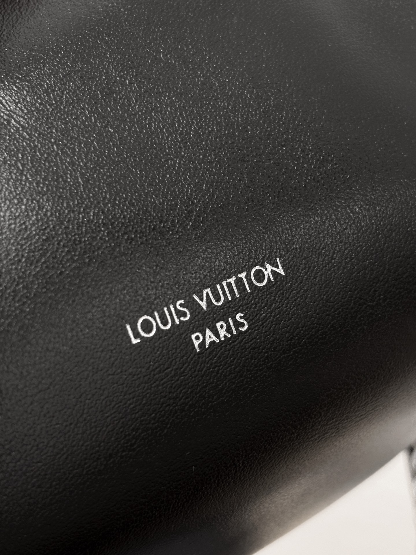 Louis Vuitton Pochette Vibe- Wallets and Small Leather Goods M14544 25cm/ 9.8in