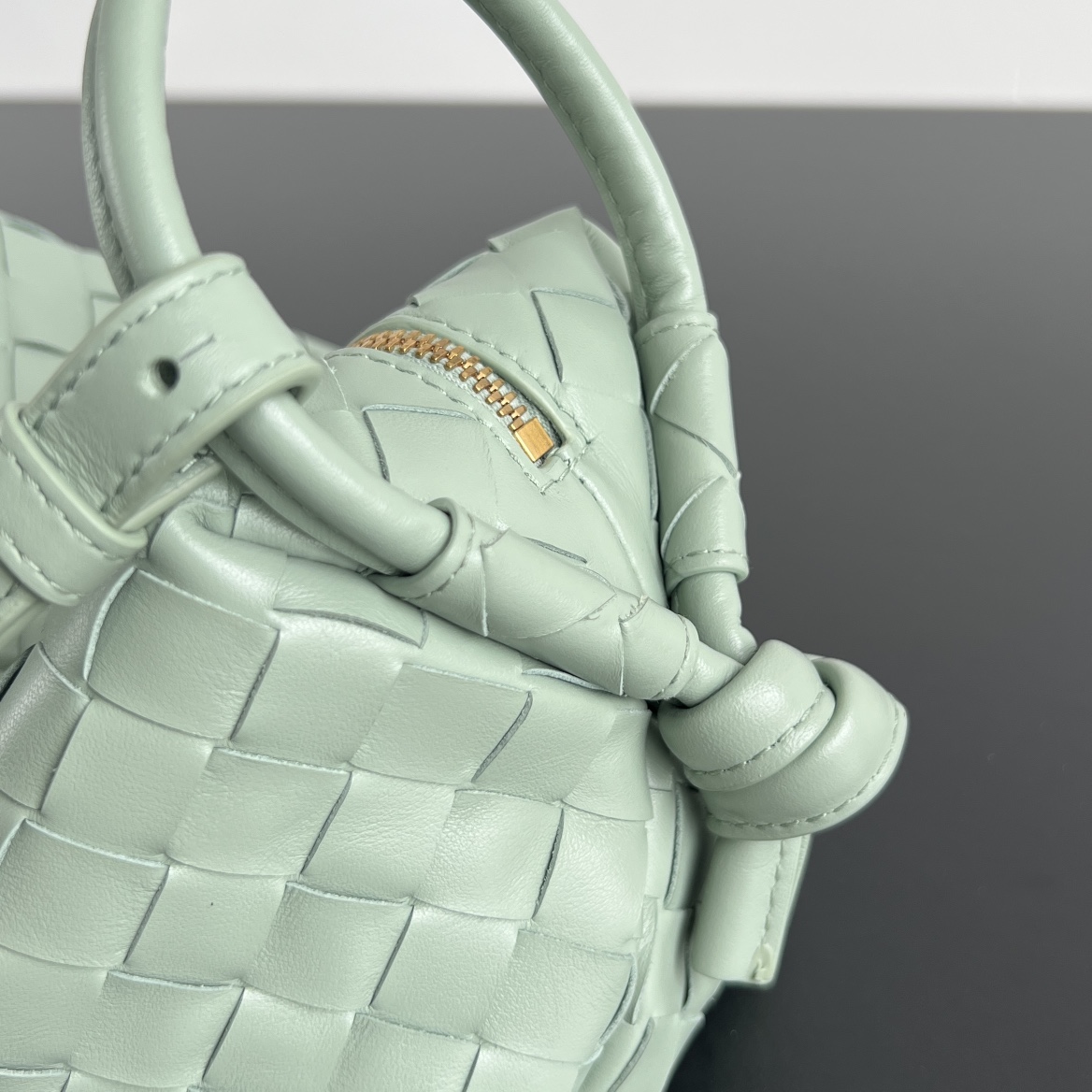 Bottega Veneta New Classic Loop Bag