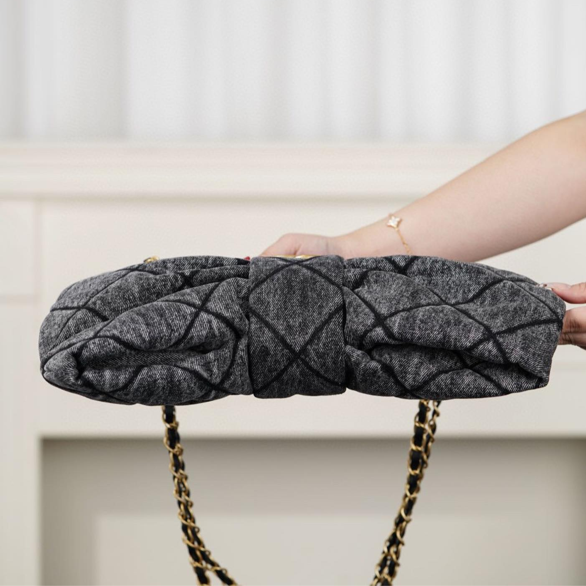 Chanel Grey Bow Pattern Chain Shoulder Bag