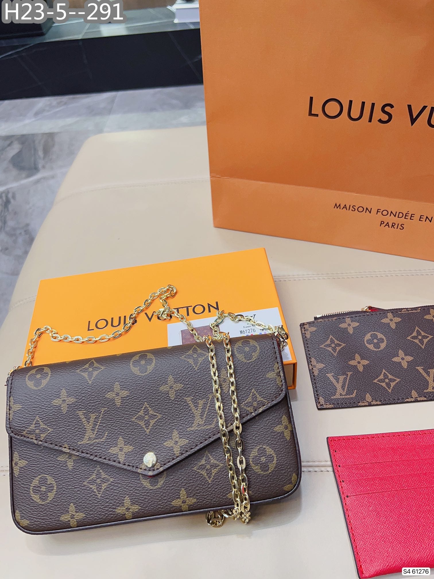 Louis Vuitton Felicie Pochette Bag 21Cm M81896