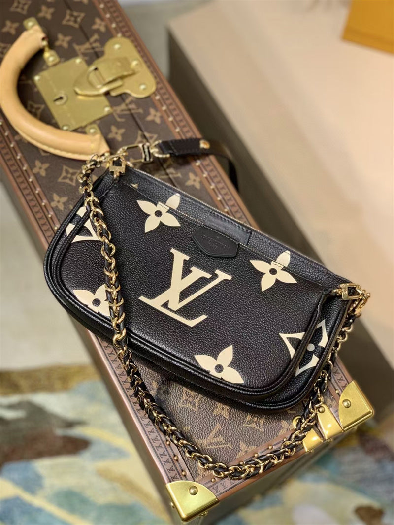 Louis Vuitton Multi Pochette Accessoires 25Cm Black