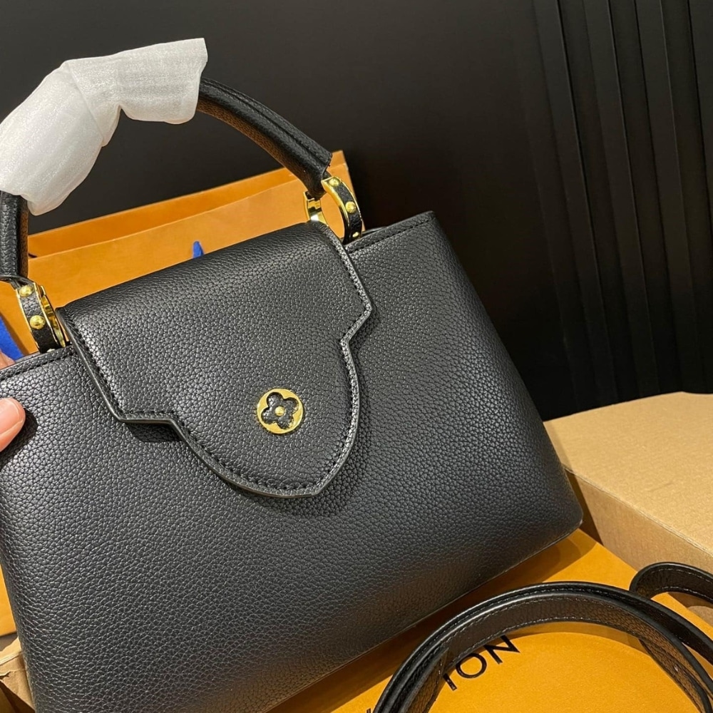 Louis Vuitton Capucines BB Bag Black 27Cm M94755