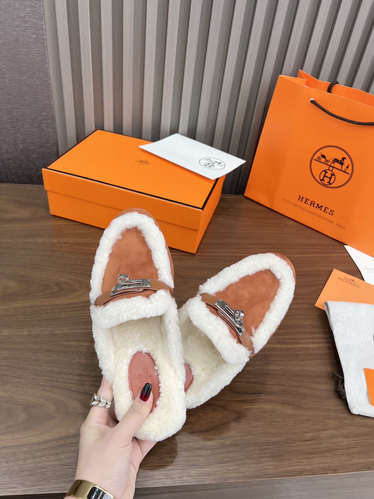 Hermes Oz Mule Shearling Brown White