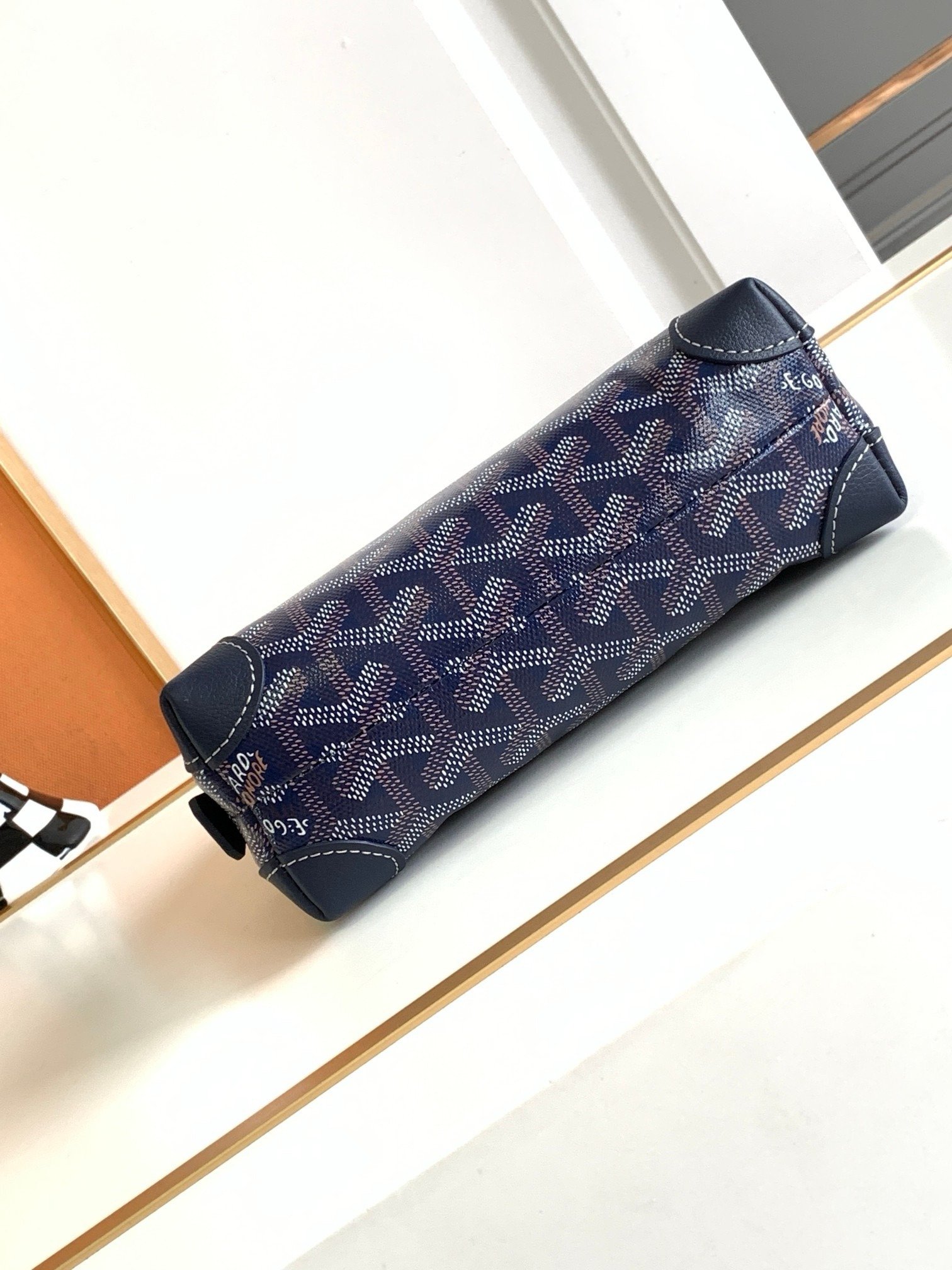 Goyard Vendôme Cosmetic Pouch 17cm Navy Goyardine Canvas And Calfskin Trim