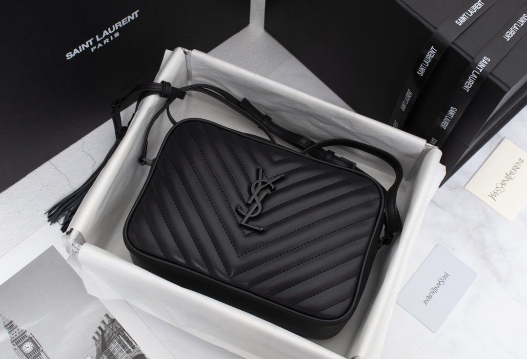 Saint Laurent Lou Camera Bag In Quilted Black Noir Leather 23Cm
