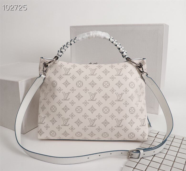 Louis Vuitton Beaubourg Hobo Mm White